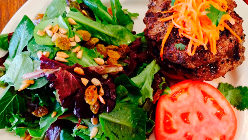 The 4 ways to make a burger (far) healthier